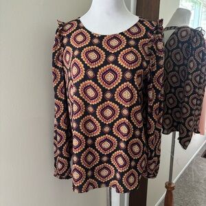 LOFT Medallion Ruffle Shoulder Bar Back Blouse Long Sleeve Cut Out Size Medium M